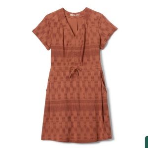 REI Aoraki Dress in Terracotta - Medium
